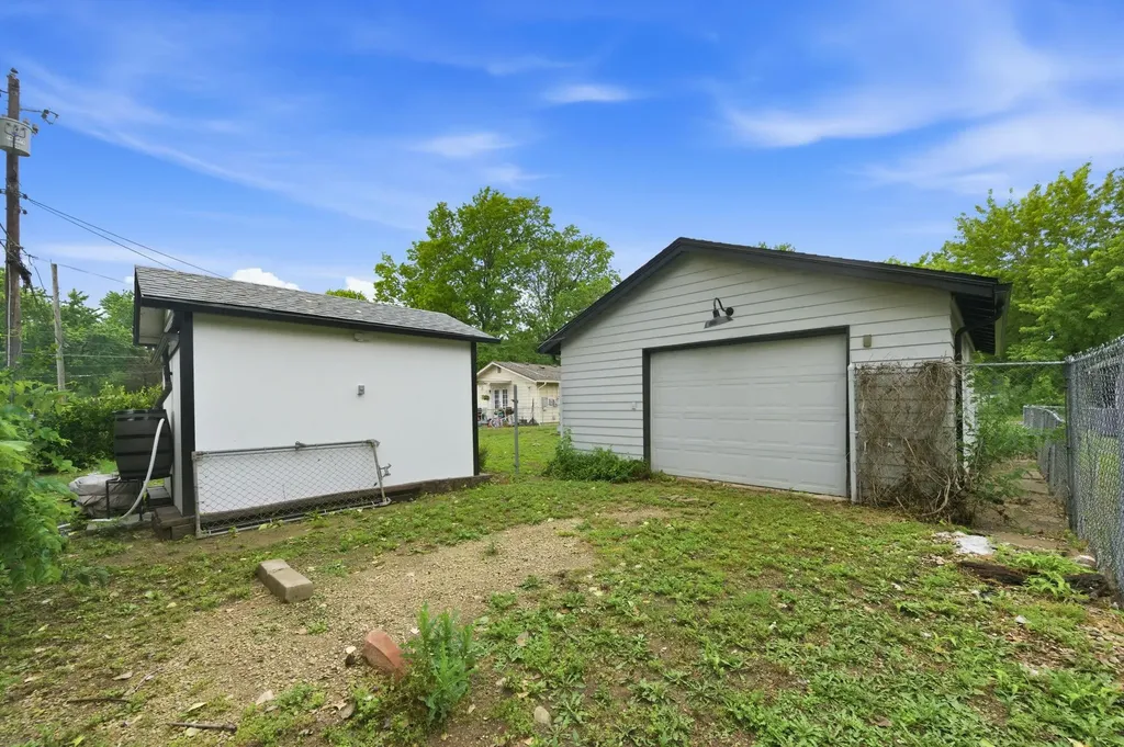 1808 N Mccomas Wichita KS 67203