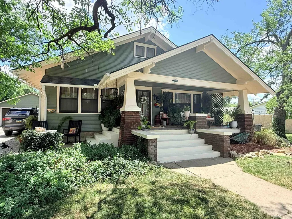 210 N Cedar Marion KS 66861