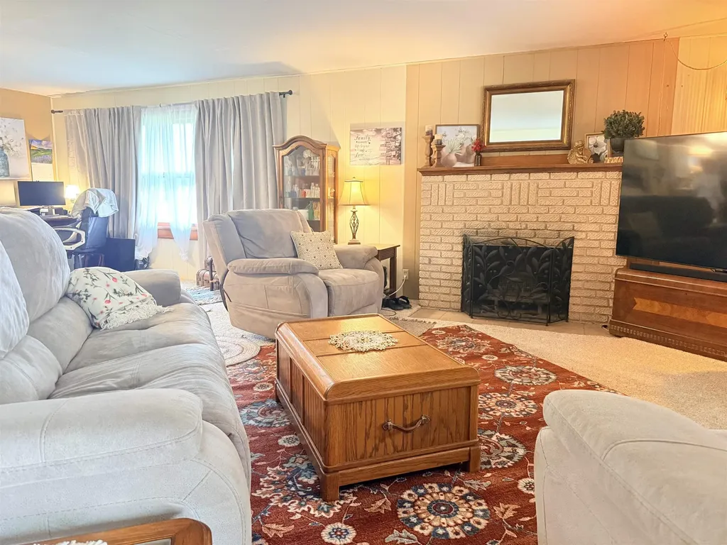 210 N Cedar Marion KS 66861