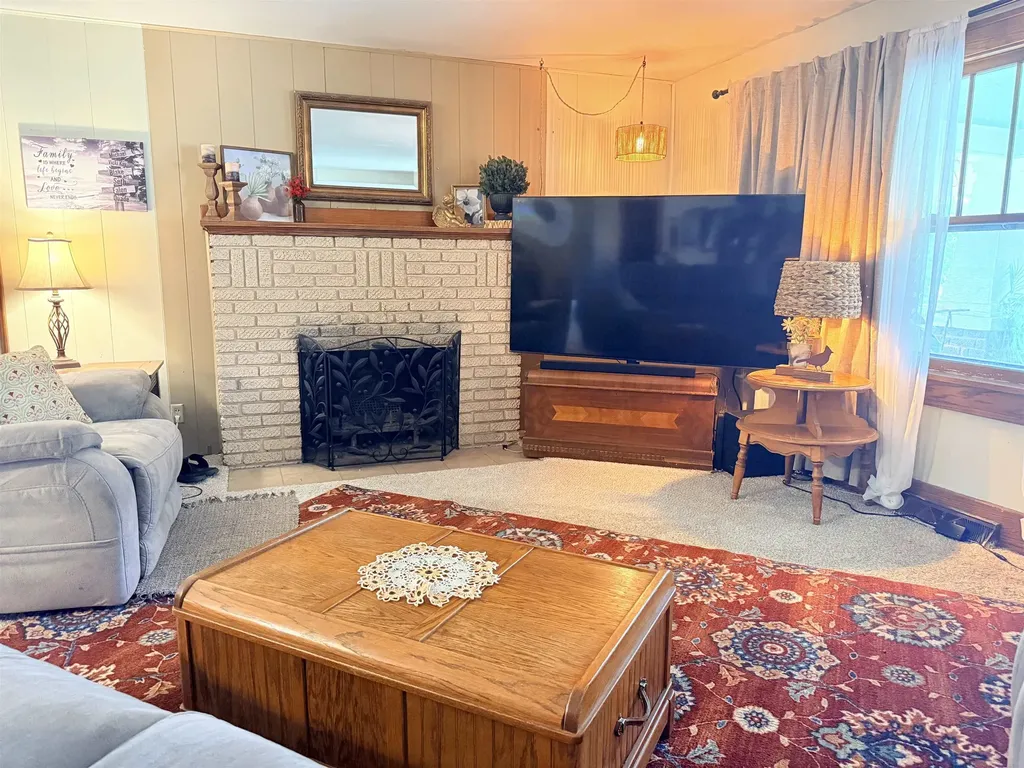 210 N Cedar Marion KS 66861