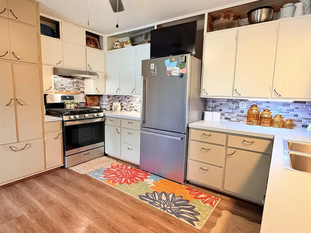 210 N Cedar Marion KS 66861