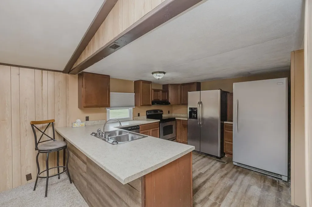 10582 Dennett Road Augusta KS 67010