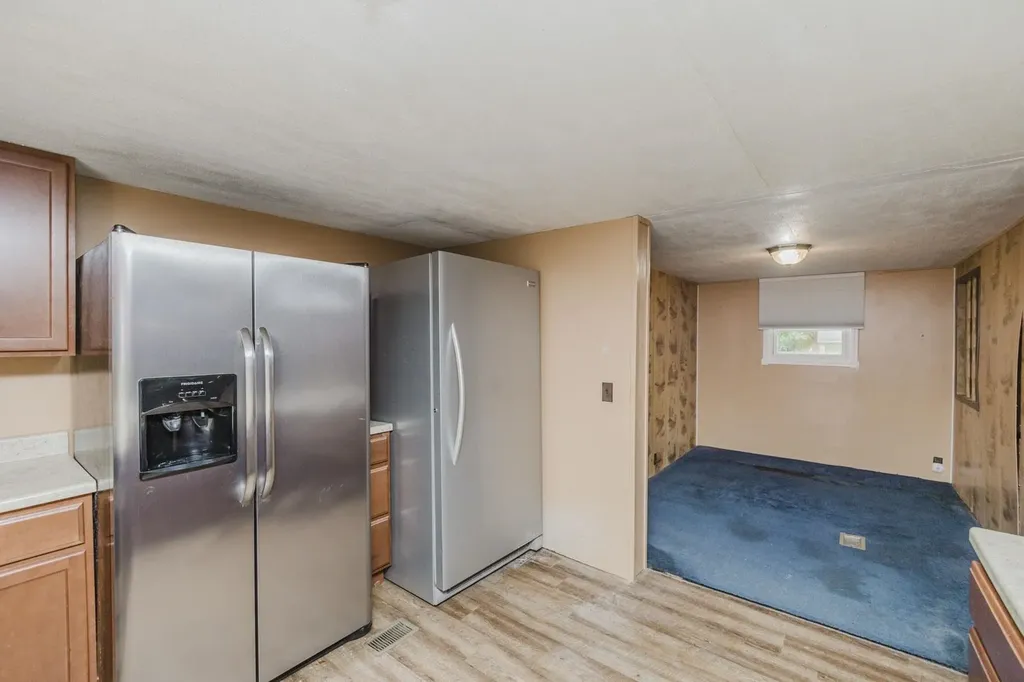 10582 Dennett Road Augusta KS 67010