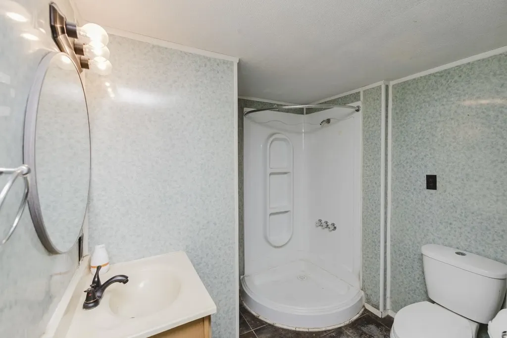 10582 Dennett Road Augusta KS 67010