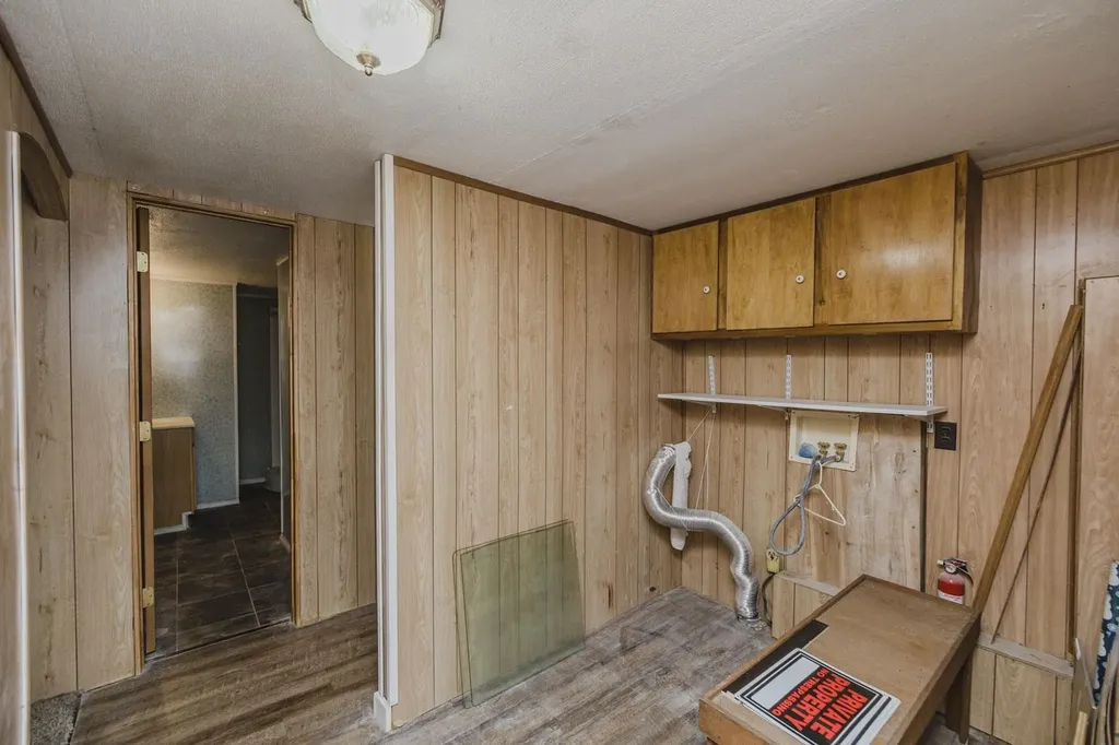 10582 Dennett Road Augusta KS 67010
