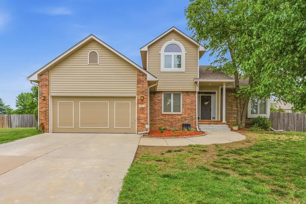 1412 Clubhouse Court Andover KS 67002