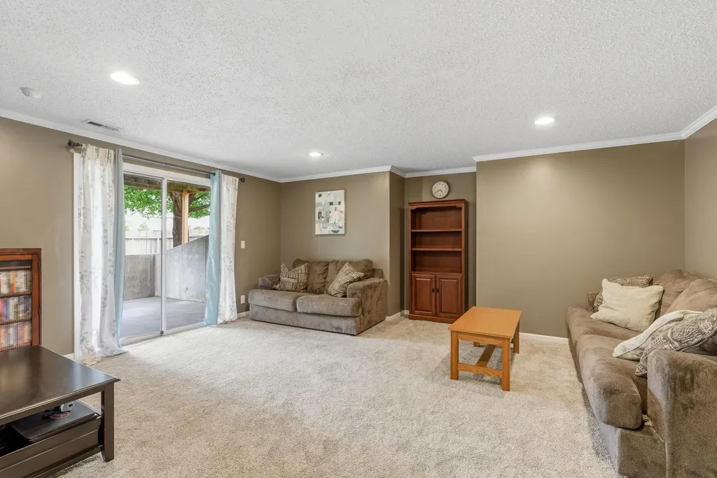 1412 Clubhouse Court Andover KS 67002