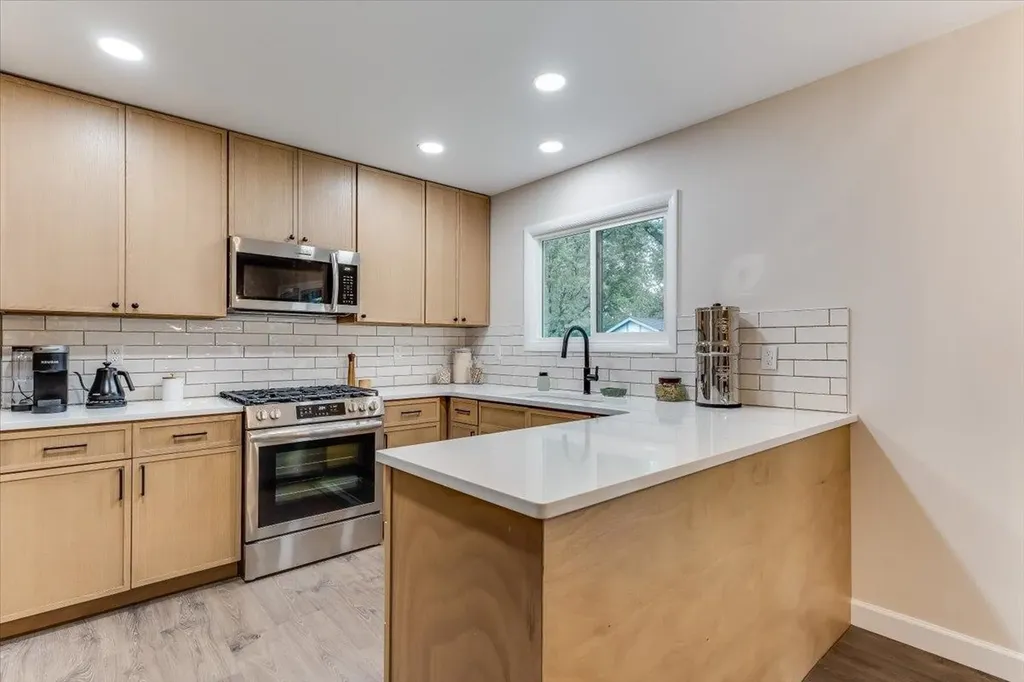 2206 N Basswood Court Derby KS 67037