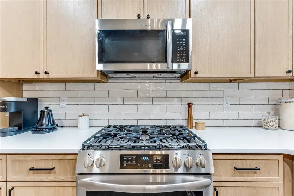 2206 N Basswood Court Derby KS 67037