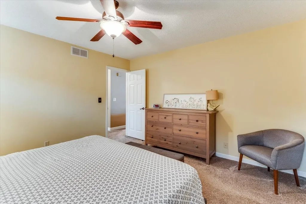 2206 N Basswood Court Derby KS 67037