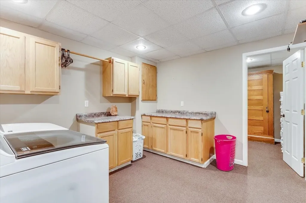 2206 N Basswood Court Derby KS 67037