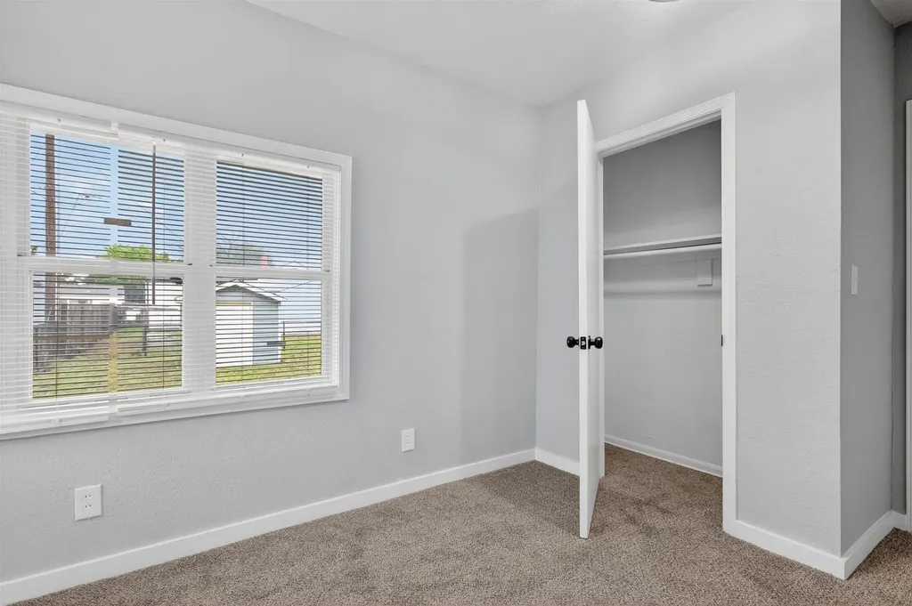 2120 E Random Wichita KS 67214