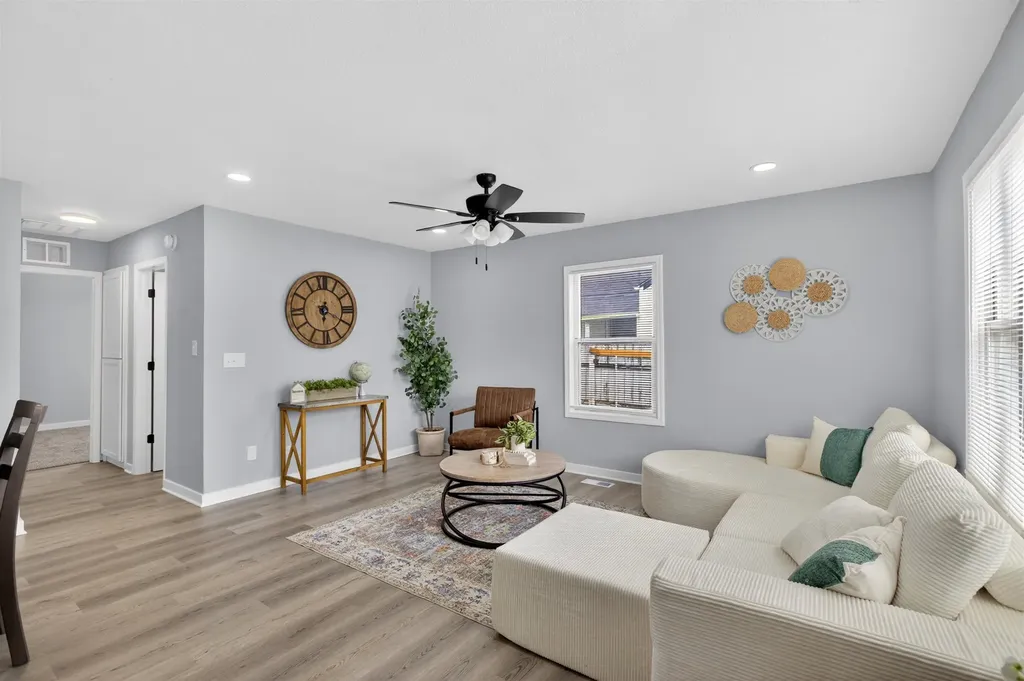 2120 E Random Wichita KS 67214