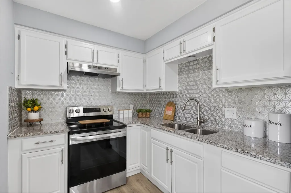 2120 E Random Wichita KS 67214