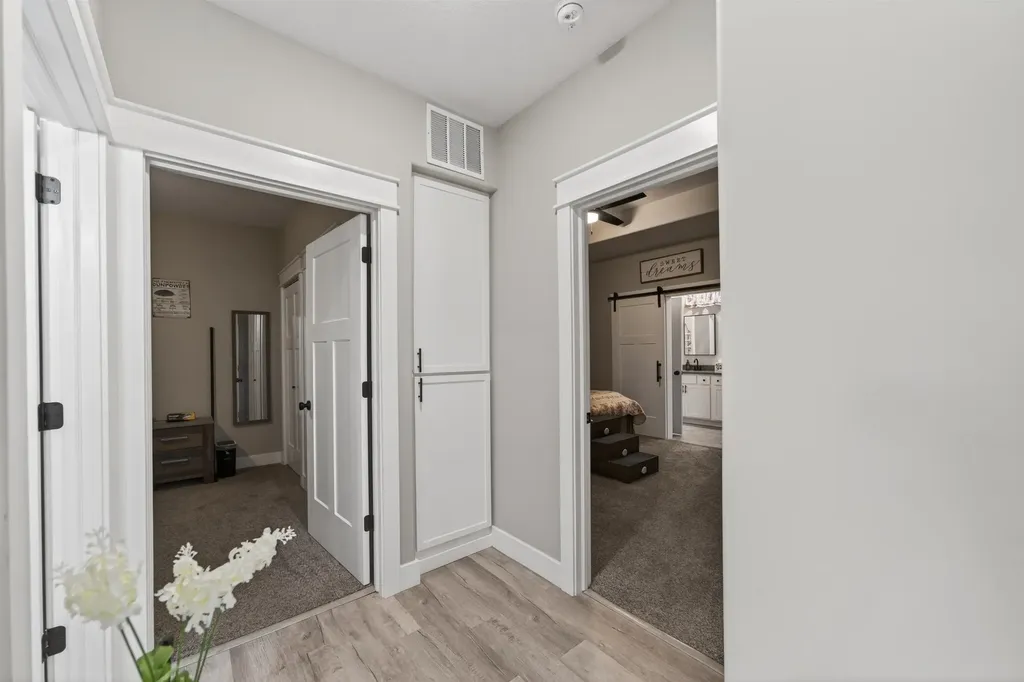 1265 E Park Glen Clearwater KS 67026