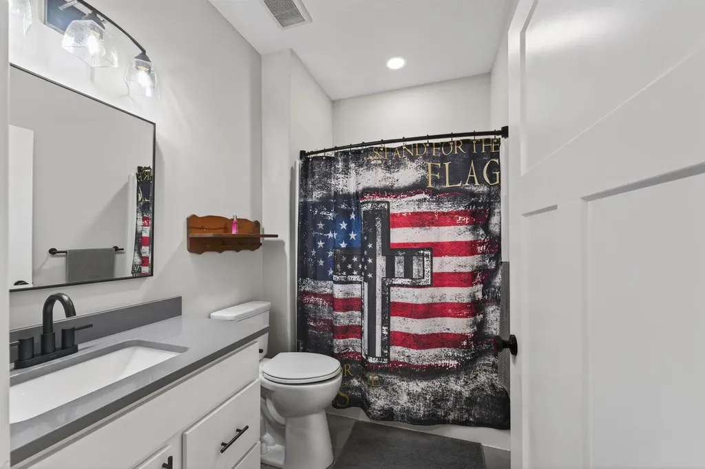 1265 E Park Glen Clearwater KS 67026