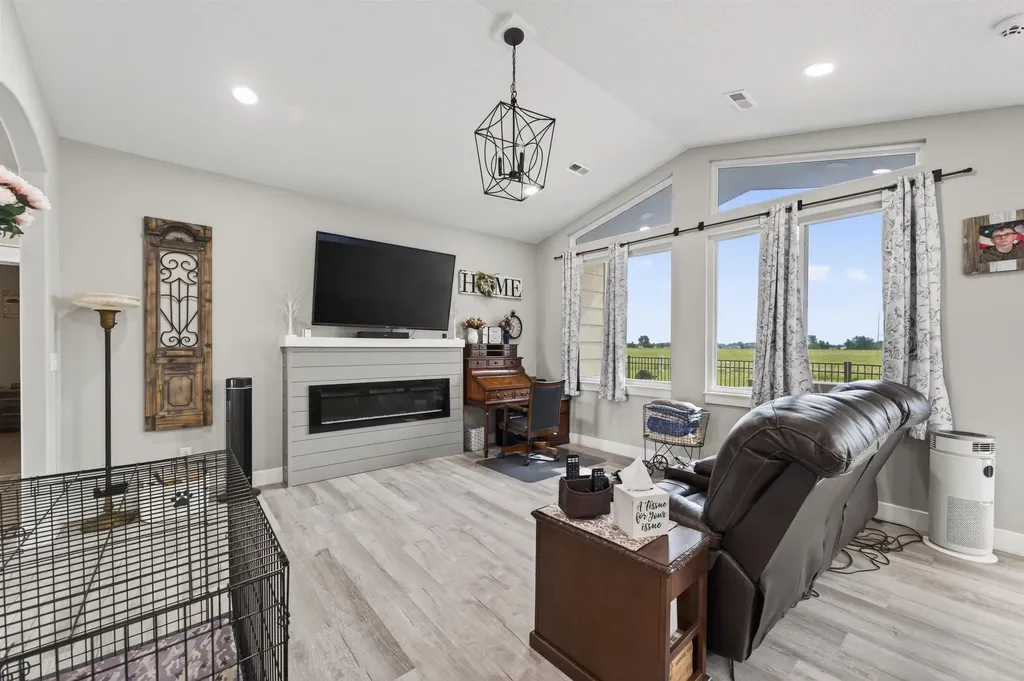 1265 E Park Glen Clearwater KS 67026