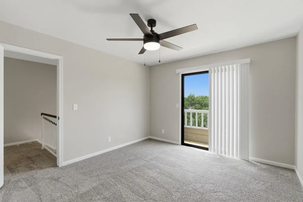 1137 N Lakewind Wichita KS 67212