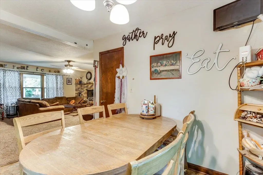 1603 Mound Street Winfield KS 67156