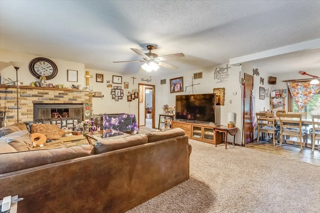 1603 Mound Street Winfield KS 67156