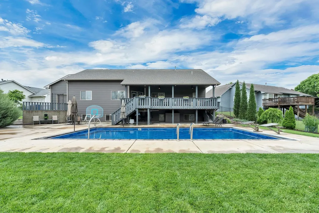 2020 N Newberry Street Derby KS 67037