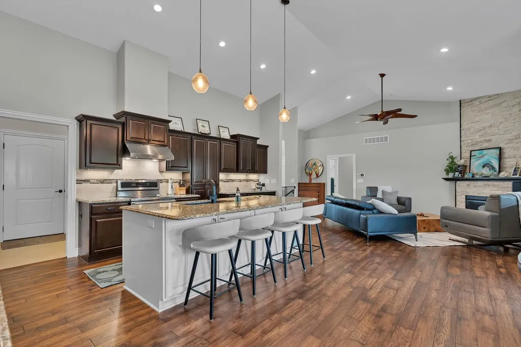 2020 N Newberry Street Derby KS 67037