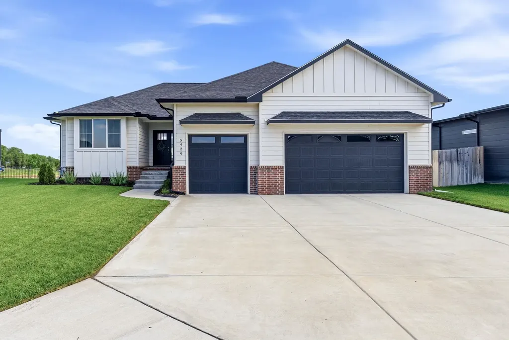 5429 N Saint Paul Court Wichita KS 67204