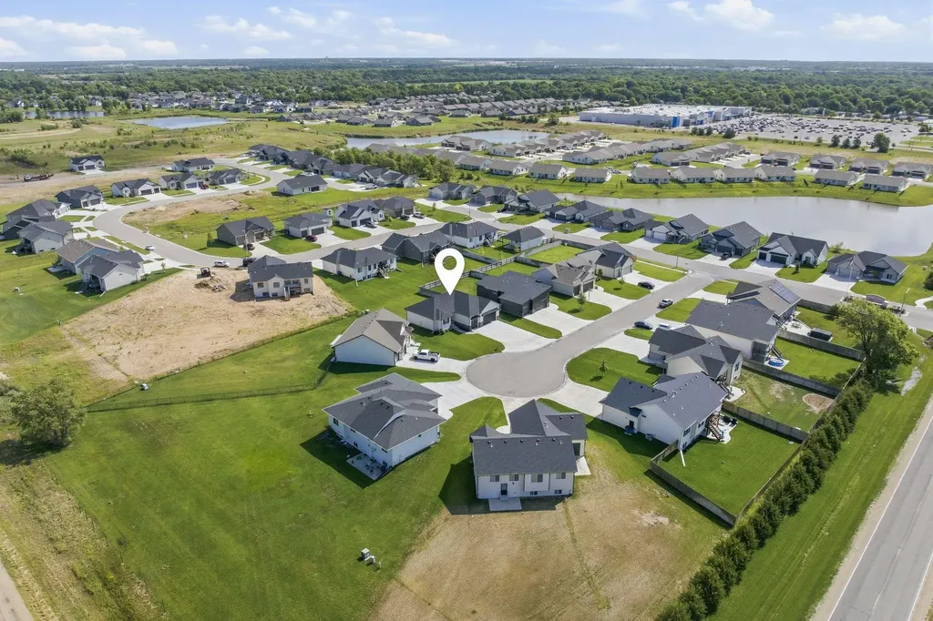 5429 N Saint Paul Court Wichita KS 67204