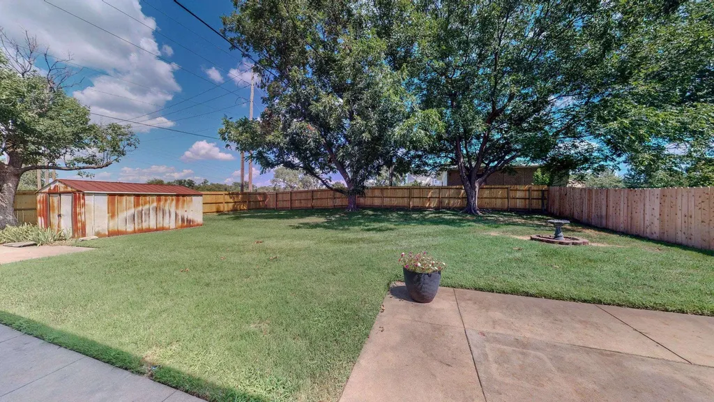 3531 W 21st Street N Wichita KS 67203