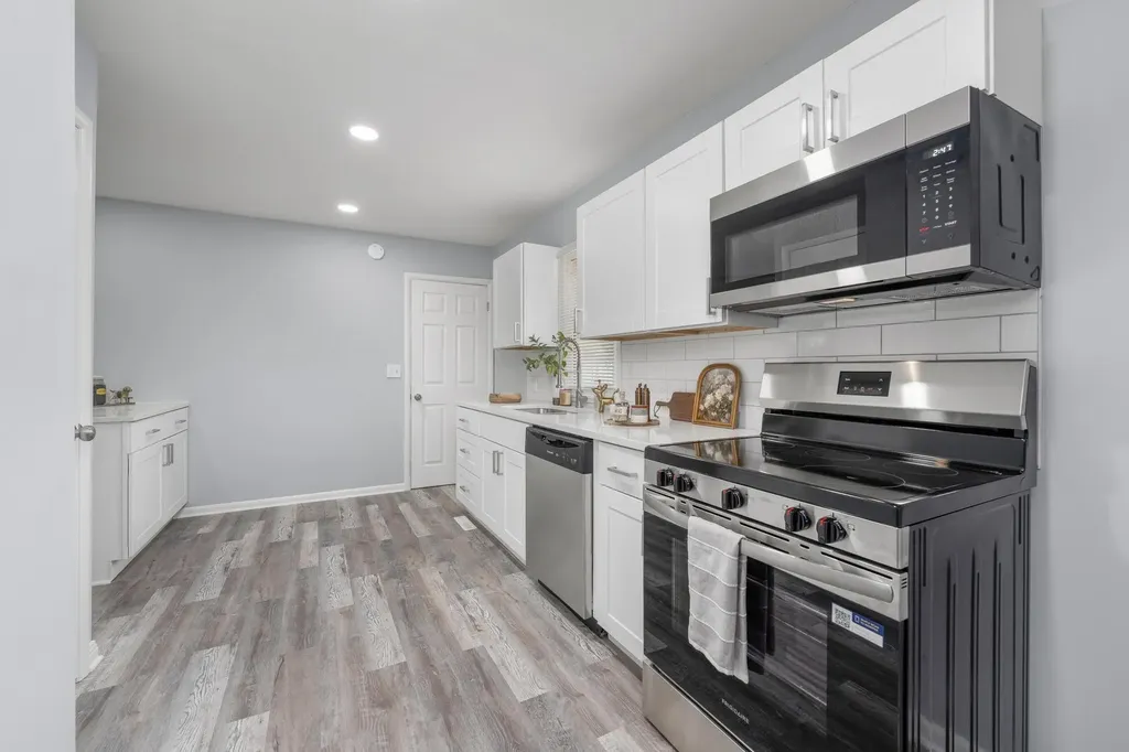 1839 S Bleckley Wichita KS 67218