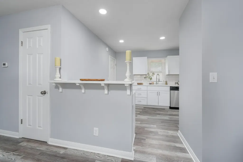 1839 S Bleckley Wichita KS 67218