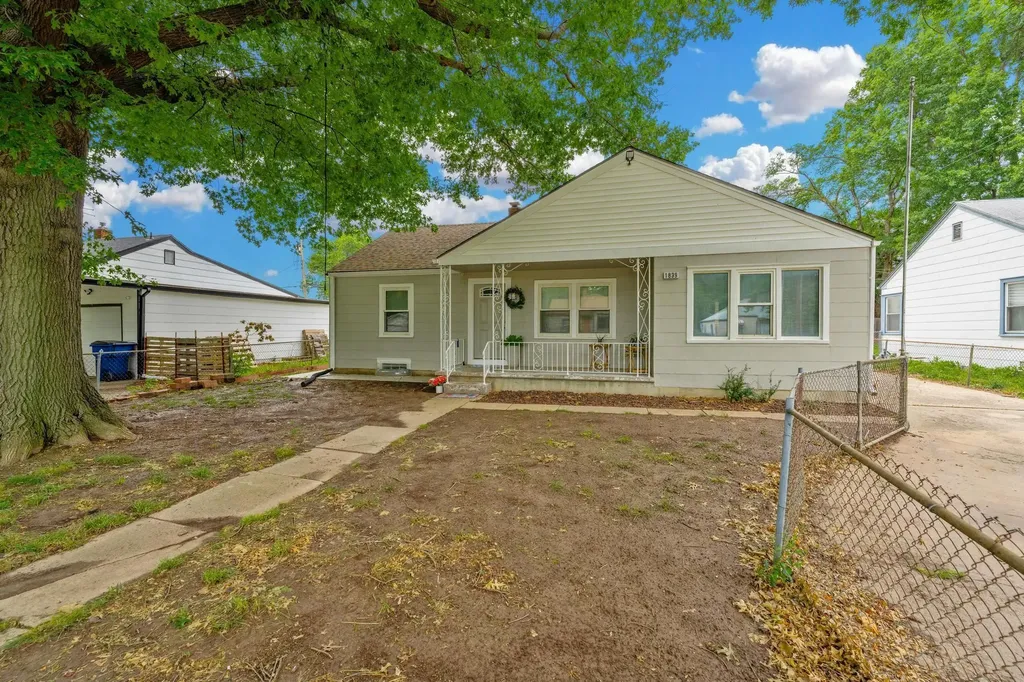1839 S Bleckley Wichita KS 67218