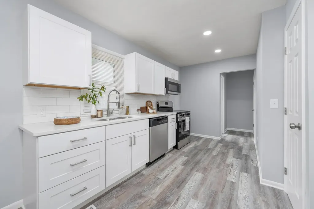 1839 S Bleckley Wichita KS 67218