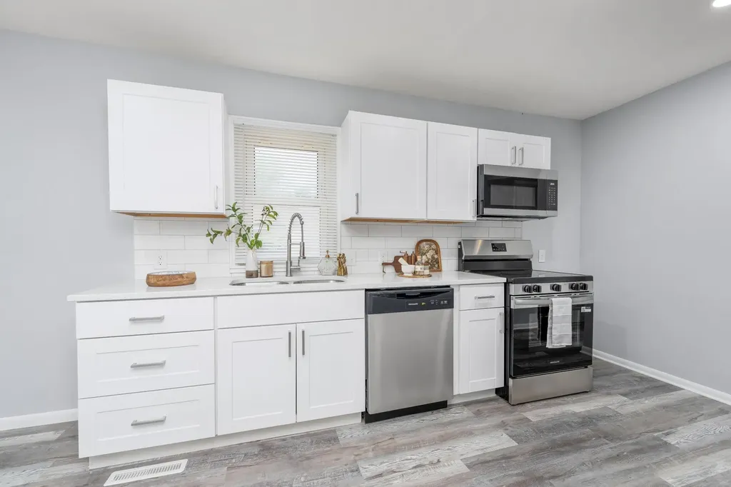 1839 S Bleckley Wichita KS 67218