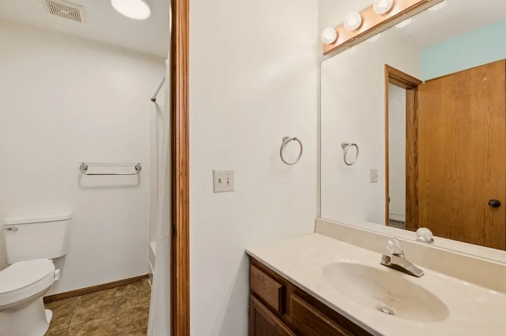 11 N Hopper Court Goddard KS 67052