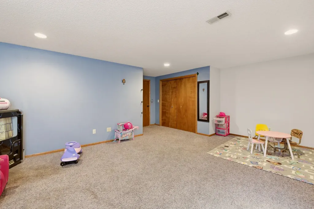 11 N Hopper Court Goddard KS 67052