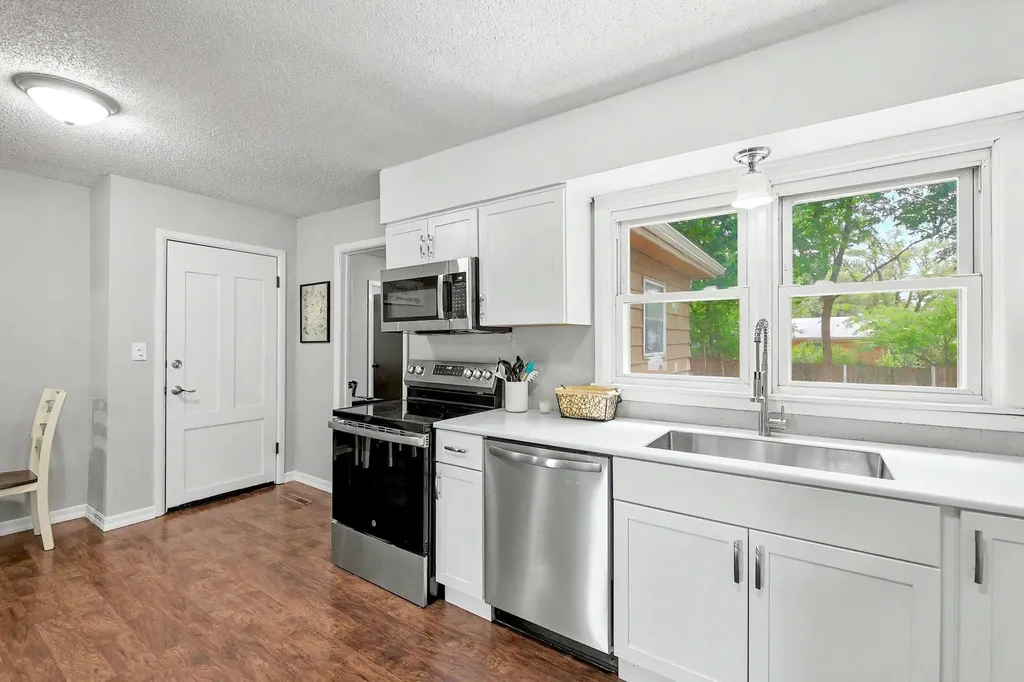 1416 N Buckner Street Derby KS 67037