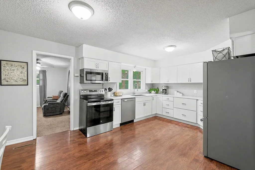 1416 N Buckner Street Derby KS 67037