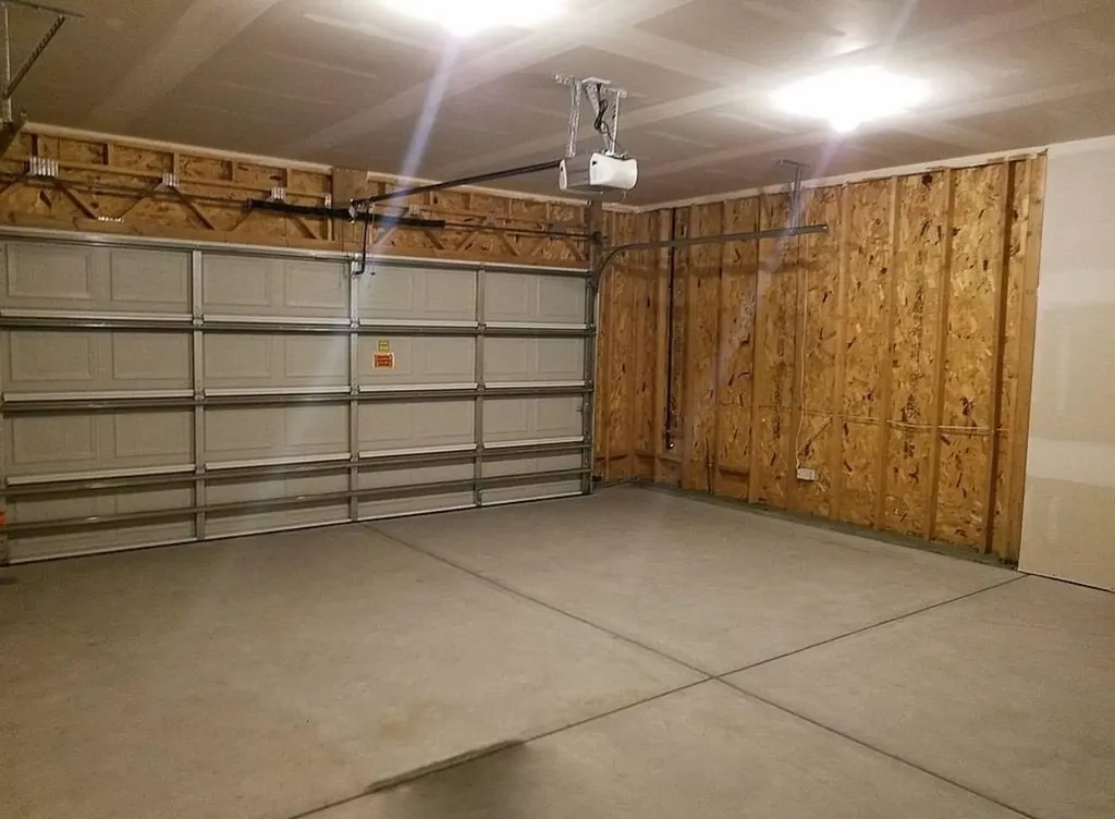 6411 S Vassar Avenue Derby KS 67037-8695