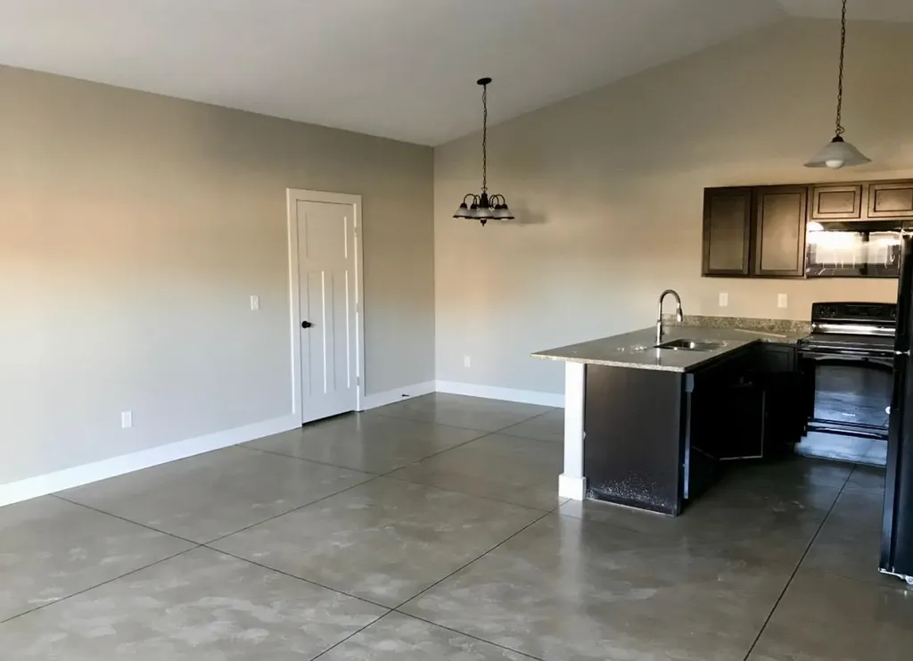 6411 S Vassar Avenue Derby KS 67037-8695
