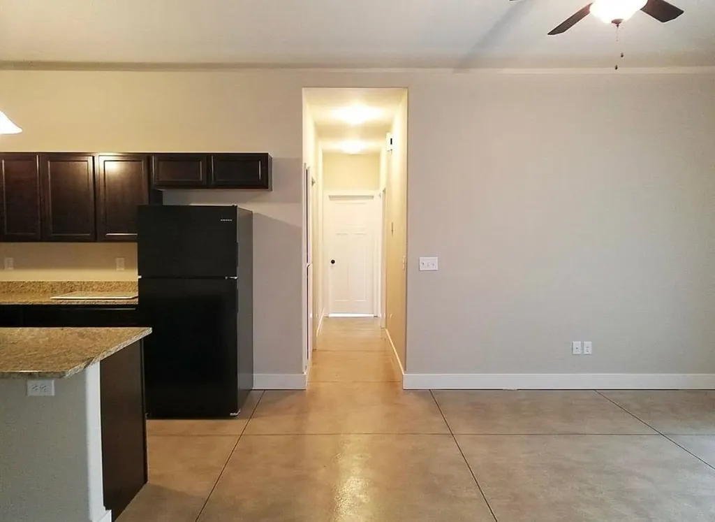 6411 S Vassar Avenue Derby KS 67037-8695