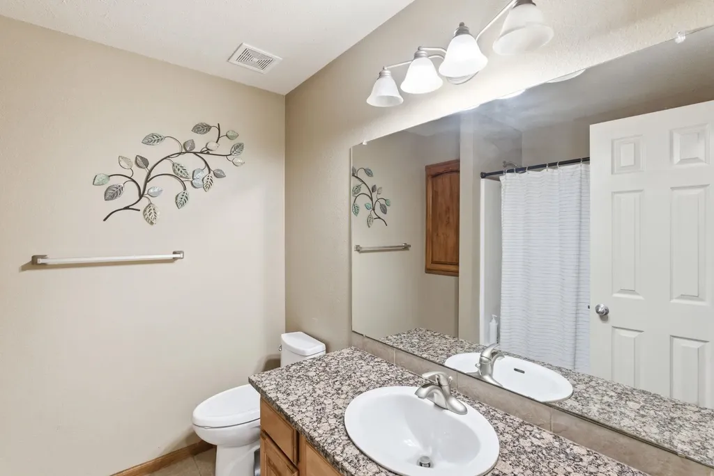 13908 E 22nd Street North Wichita KS 67226