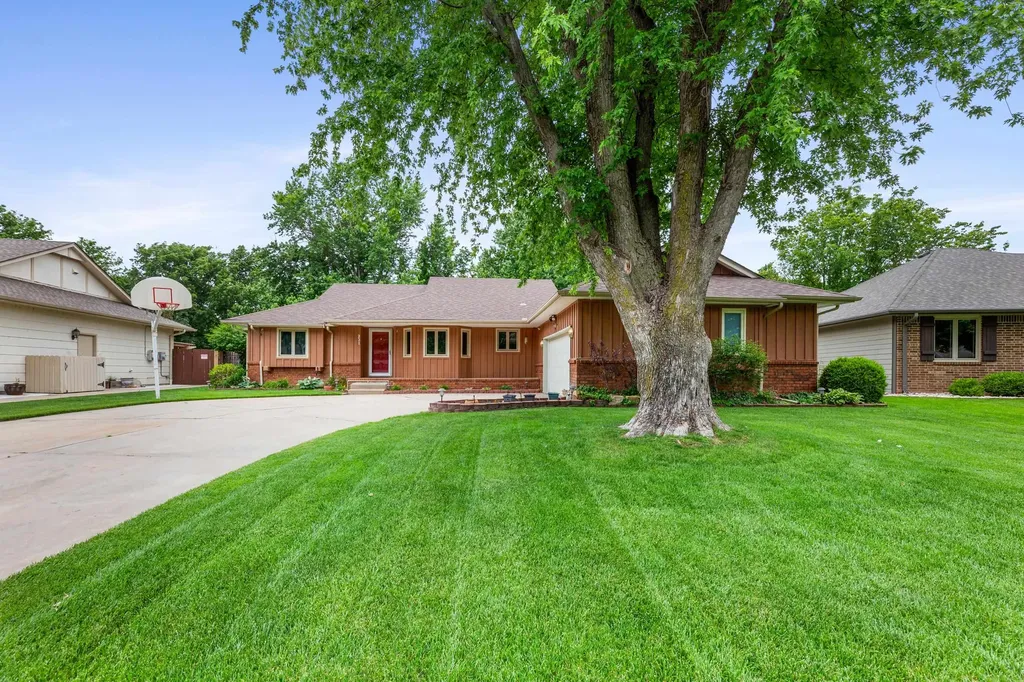 231 S Milstead Wichita KS 67209