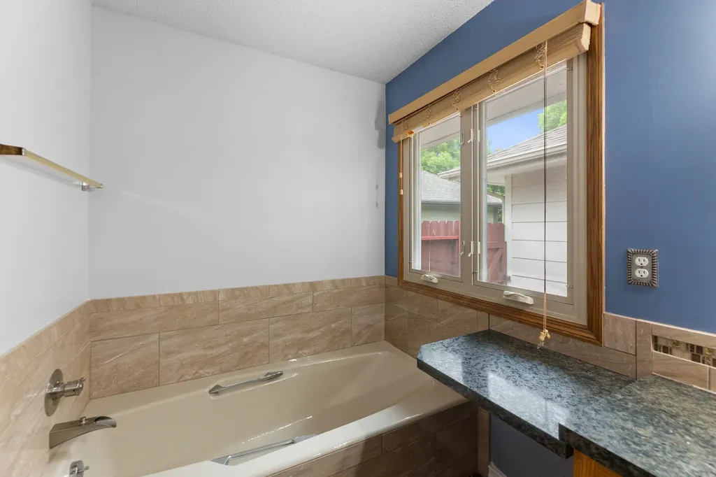 231 S Milstead Wichita KS 67209