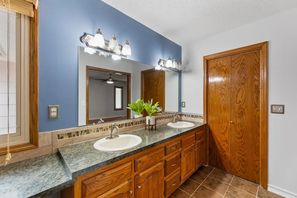 231 S Milstead Wichita KS 67209
