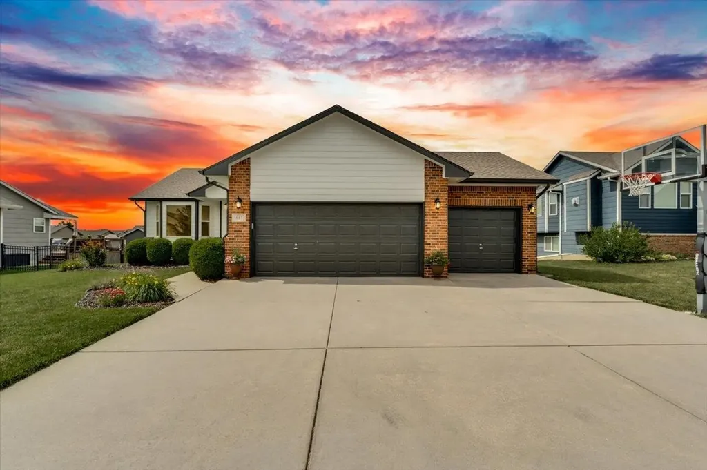 617 W Slate Andover KS 67002