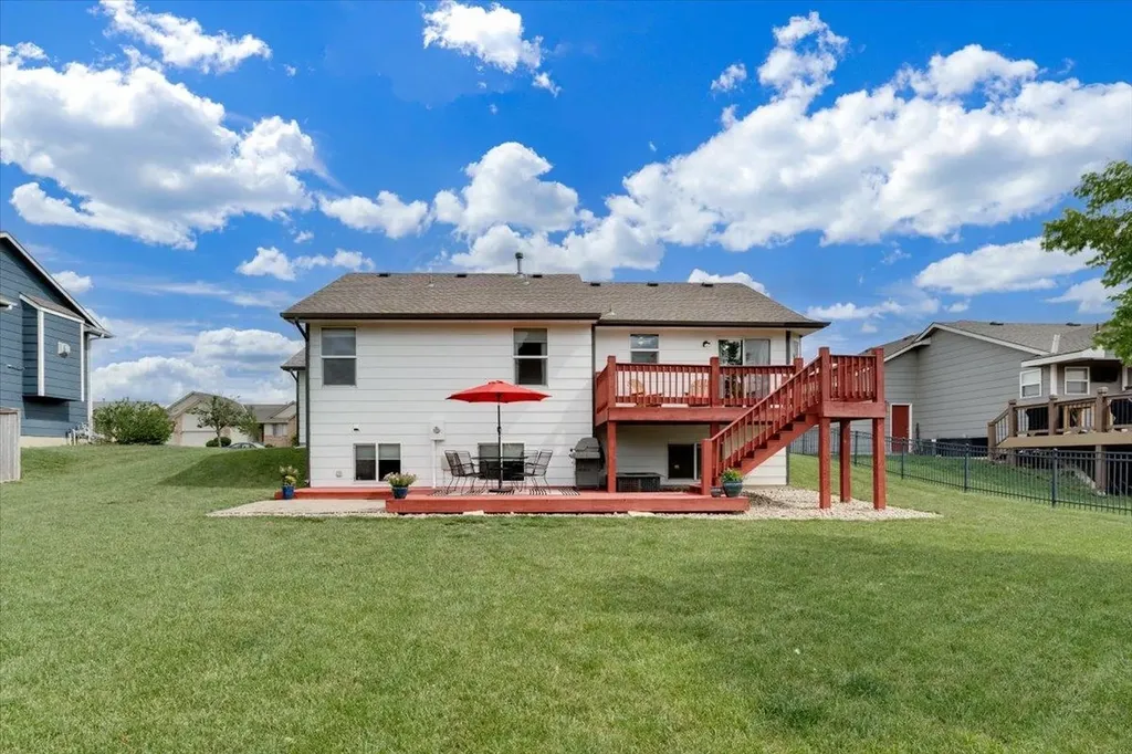 617 W Slate Andover KS 67002