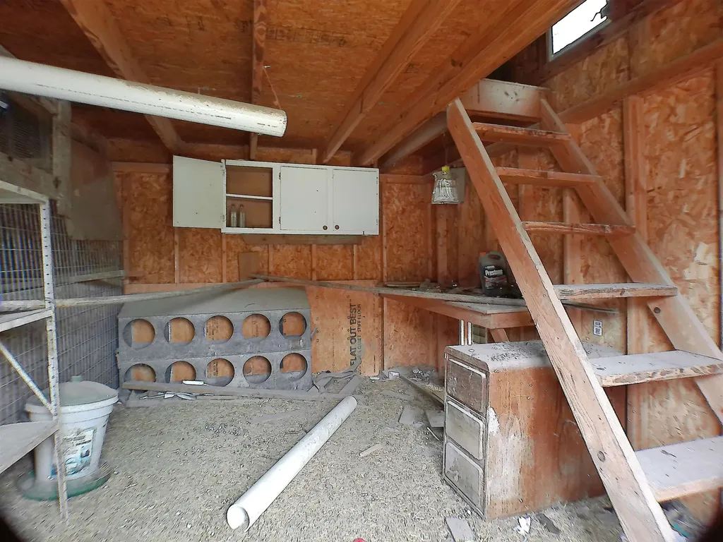 211 S Meridian Road Wellington KS 67152