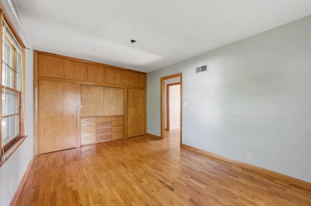 109 Sherman Newton KS 67114