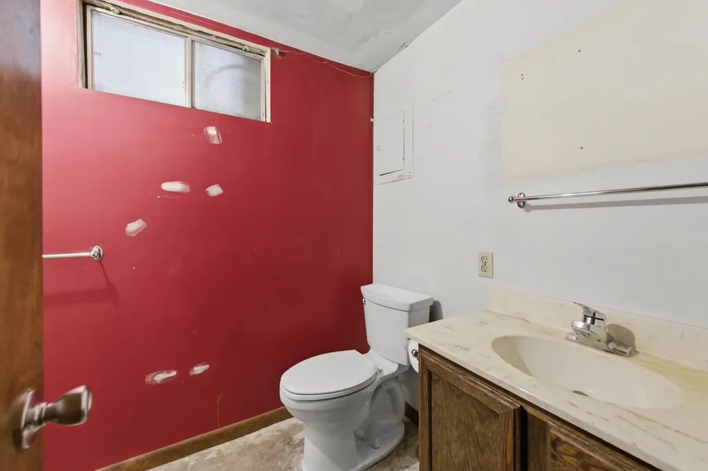 109 Sherman Newton KS 67114